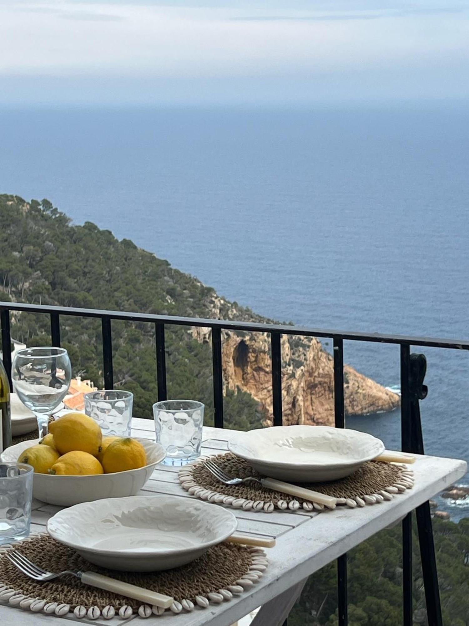 Casa Blanca De Begur Con Vistas Al Mar Y Piscina Villa Luaran gambar