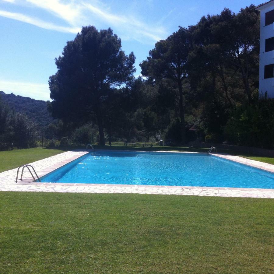 Casa Blanca De Begur Con Vistas Al Mar Y Piscina Villa Luaran gambar
